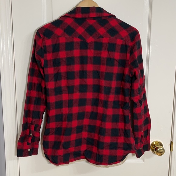 Faux Fur Lined Button Up Plaid Shirt - Picture 5 of 6